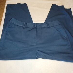 𝅺4/$25 Talbots Cropped/Ankle Blue Trousers